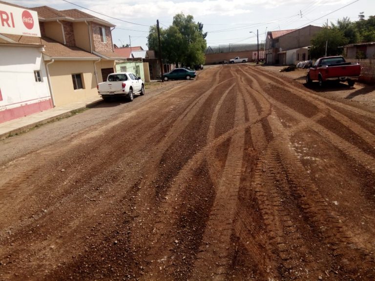 Rehabilita Obras Públicas 1 millón 352 mil metros cuadrados de calles de terracería