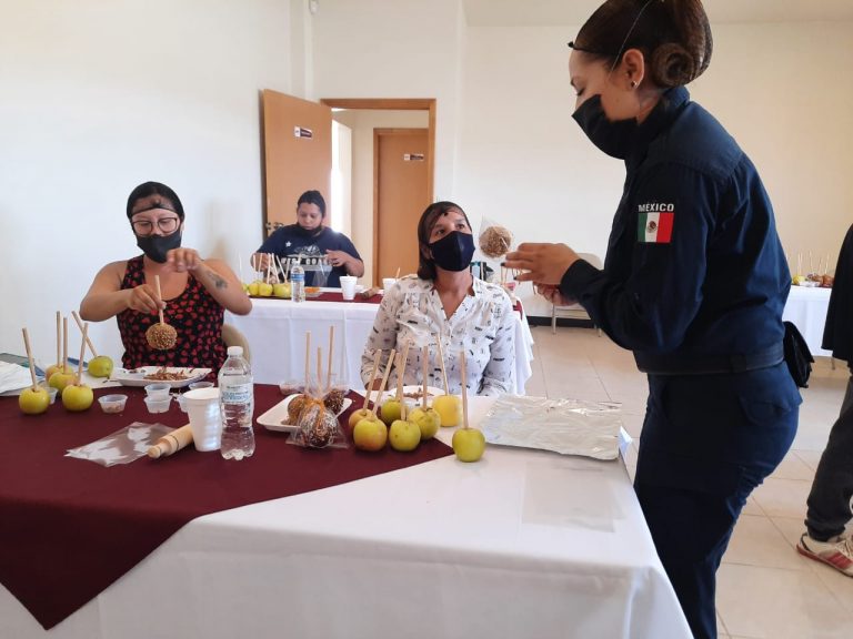 DIF Municipal de Cuauhtémoc y SSPE fomentan autoempleo de mujeres