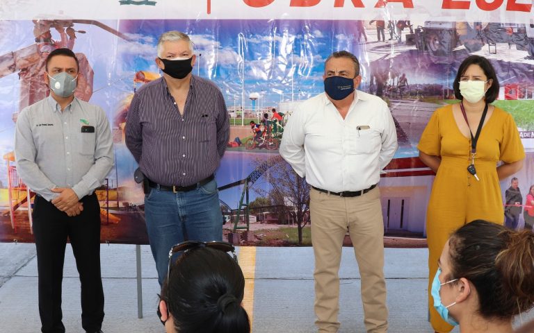 Beneficia Gobierno Municipal de Cuauhtémoc al CECyT 8 con pavimentación de calle de acceso