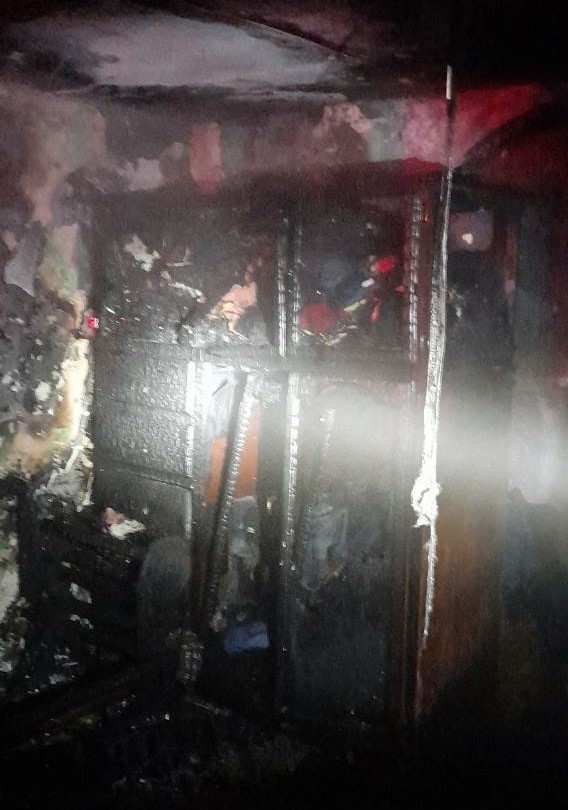 Calentón de leña provoca incendio en domicilio