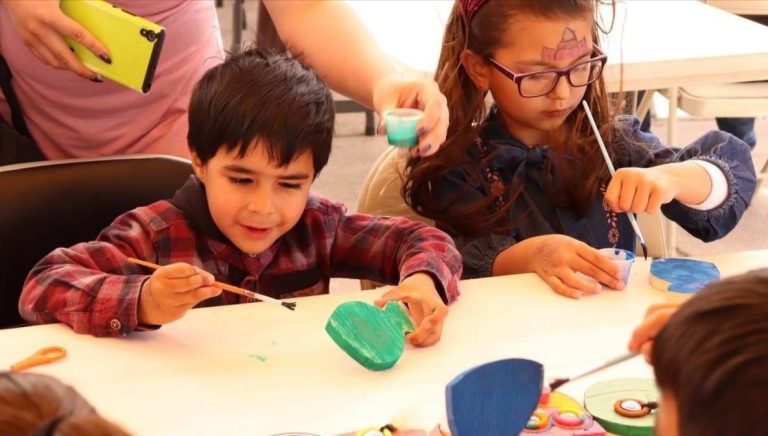 Invita DIF Cuauhtémoc a clases de pintura en centro recreativo de colonia Emiliano Zapata