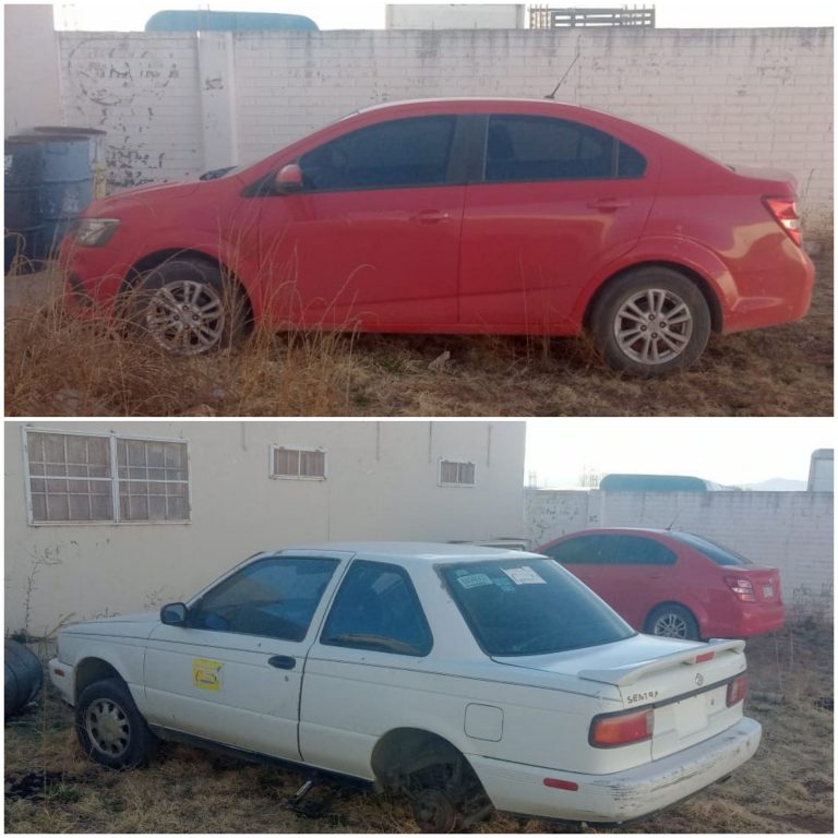 Asegura Policía Municipal dos vehículos abandonados con reporte de robo