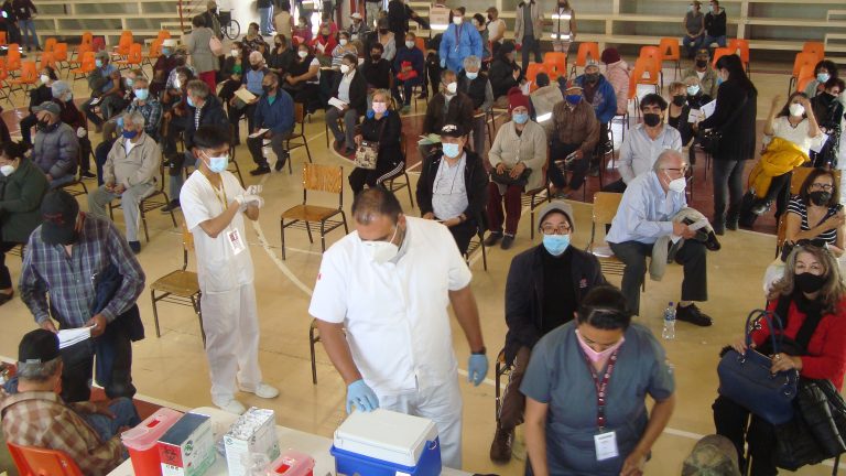 Aplicaron casi 6 mil vacunas en primer día de vacunación en Cuauhtémoc