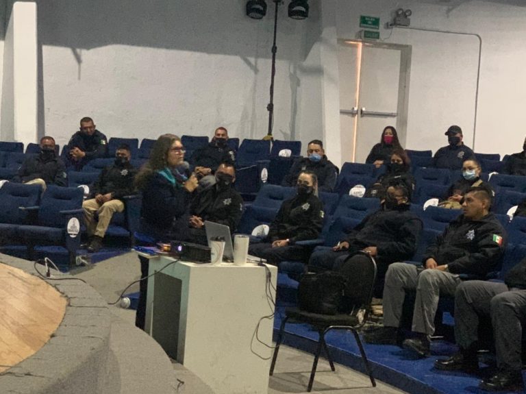 Brinda Instituto Municipal de las Mujeres capacitación a corporaciones de auxilio