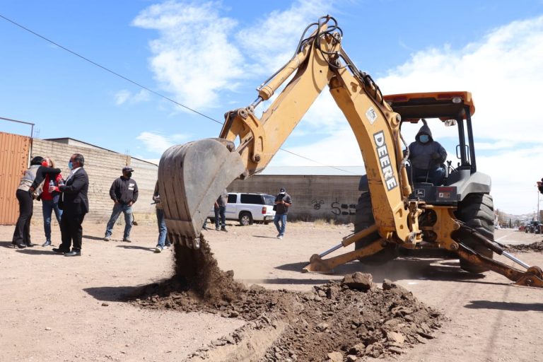CUM arranca 10 frentes de pavimentación y concluye 3 calles más