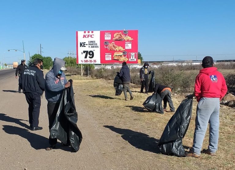 También en Cuauhtémoc realizan detenidos trabajo comunitario por faltas administrativas