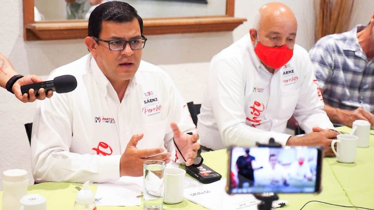 PRESENTA PANCHITO SÁENZ PLATAFORMA DE PROPUESTAS ANTE CLUB ACTIVO 20-30