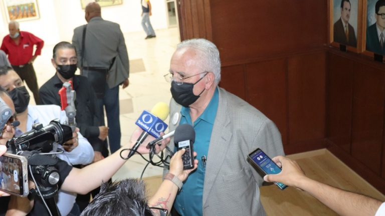 Participación de organismos, asociaciones civiles, padres de familia y organizaciones religiosas  para frenar delitos de alto impacto: Pérez Mendoza