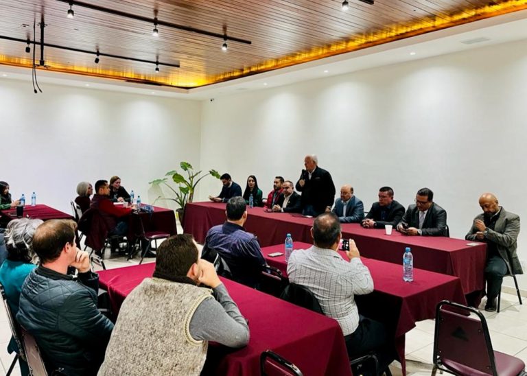 Se reúnen Gobernación Estatal y Municipal con licoreros