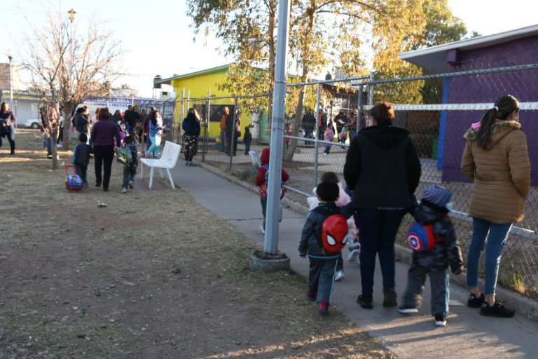 Regresan a clases más de 725 mil estudiantes de Educación Básica luego de periodo vacacional decembrino