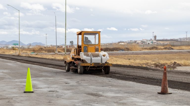 Alcalde de Cuauhtémoc detalla avances en 4 obras de pavimentación