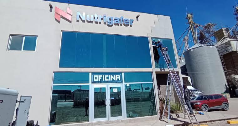 Muere hombre al caer en un silo de maíz