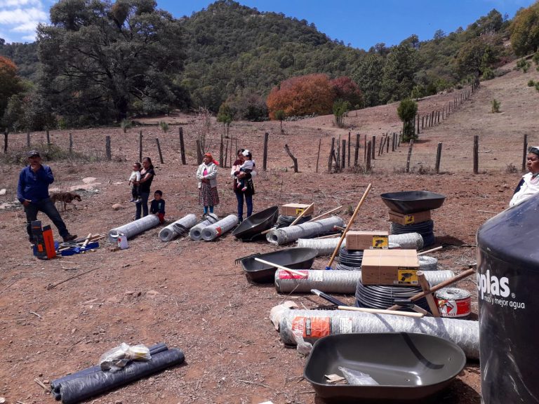 Se fortalece a familias rarámuri de Urique para producción agrícola