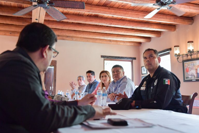 Encabeza Maru Campos reunión de la Mesa de Seguridad en Cerocahui