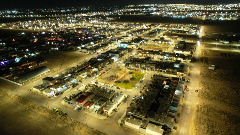 Instalan 1400 luminarias en Cuauhtémoc
