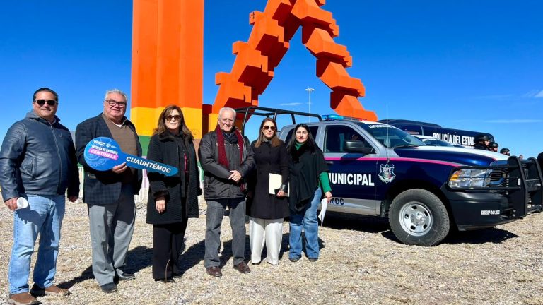 Recibe municipio de Cuauhtémoc, dos patrullas equipadas con tecnología de punta, por parte del Estado