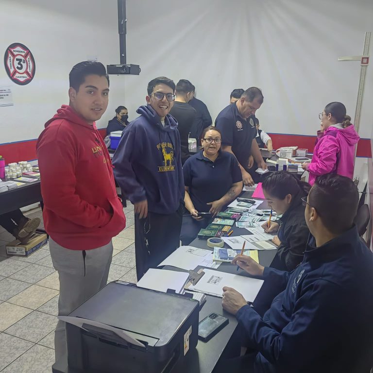 Realizan Feria de la Salud en el departamento de Bomberos de CuauhtémocCon el apoyo de la IV JUrisdicción Sanitaria del Estado