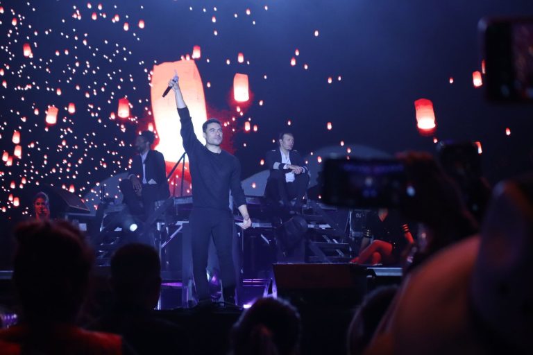 Miles de cuauhtemenses disfrutaron del concierto de Carlos Rivera