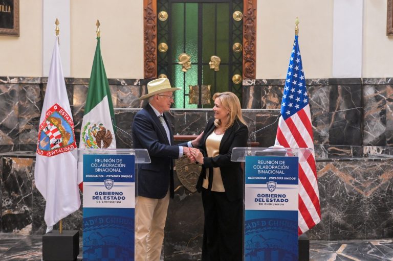 Embajador de Estados Unidos, Ken Salazar, realiza visita a la gobernadora Maru Campos