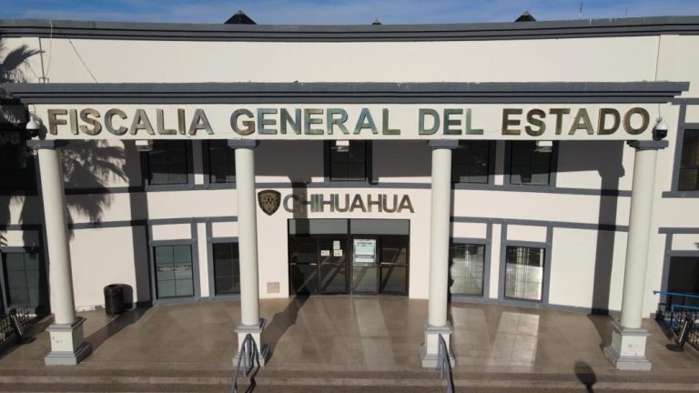 Detienen al coordinador de Ministerios Públicos en Santa Isabel por posesión de vehículo robado