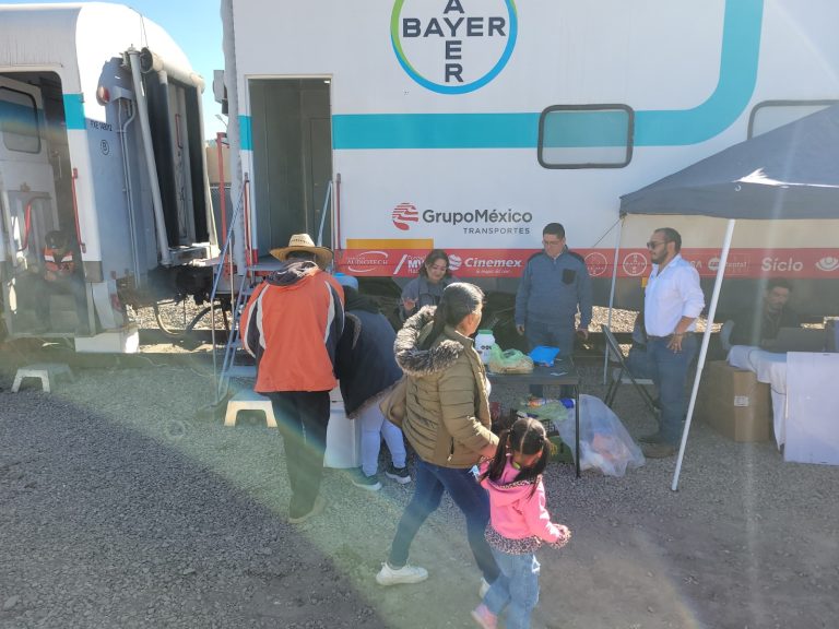 Aprovecharán habitantes de La Junta diversidad de servicios médicos gratuitos del Dr. Vagón