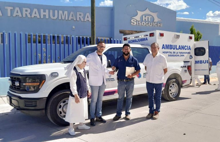 Entrega Gobierno del Estado ambulancia para el servicio de 5 mil pacientes del Hospital de la Tarahumara