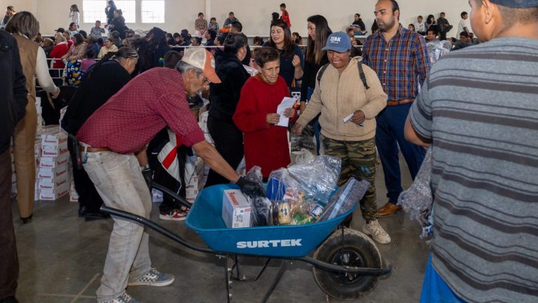 Inicia entrega de apoyos invernales, en Cuauhtémoc; inversión total: 2.9 mdp