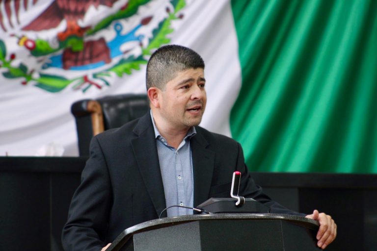 Exigen Diputados PAN solución inmediata a crisis de productores lecheros en Chihuahua