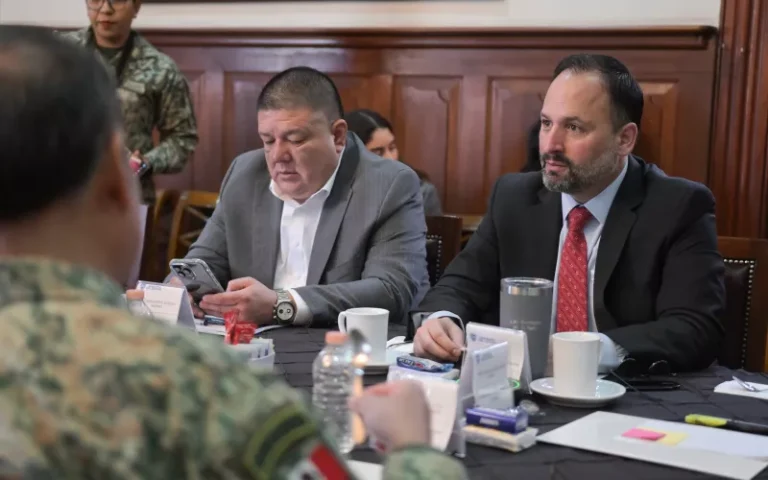 Revisan autoridades resultados de las estrategias de seguridad en sesión de la Mesa de Construcción de Paz