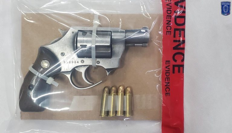 Asegura Fiscalía Occidente arma presuntamente utilizada en homicidio de tendero