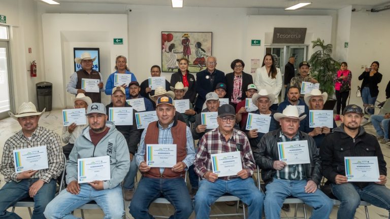 Entregan nombramientos a 33 Comisarios de Policía, en Cuauhtémoc