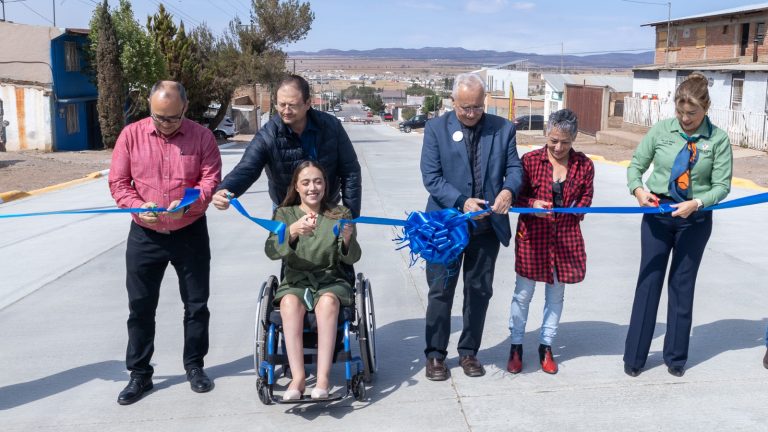 Inauguran pavimentación de tramo de la calle Quintana Roo, en Cuauhtémoc