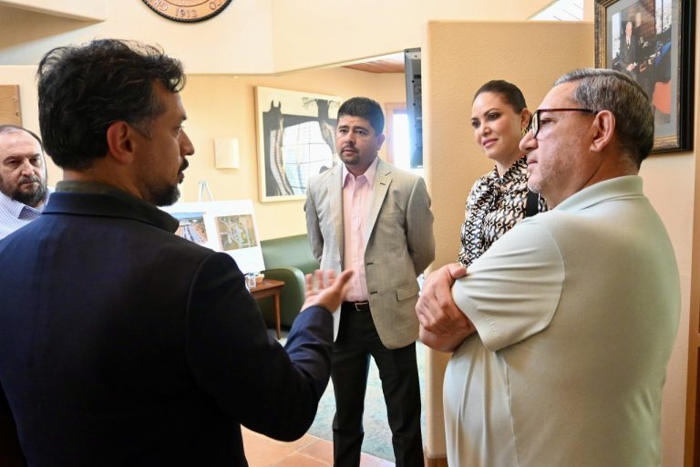Se reúnen legisladores Yesenia Reyes y Saúl Mireles con autoridades de la Border Authority de Nuevo México