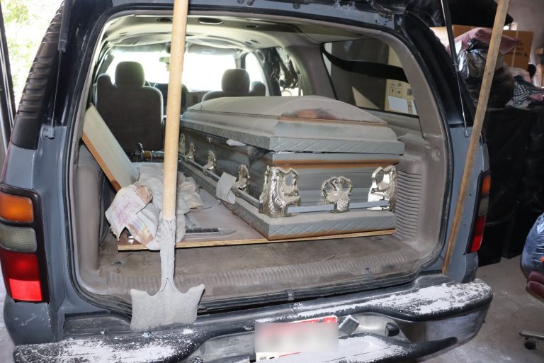 Localizan tres cuerpos durante cateo ligado a funeraria ‘Del Carmen’ en Ciudad Juárez