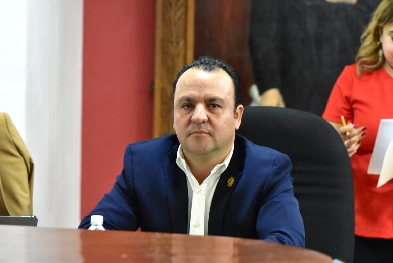 Insta Congreso de Chihuahua a la Federación a incluir al Estado en la construcción de nuevos hospitales del IMSS