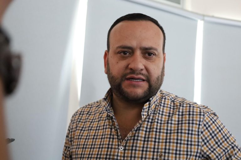 La indolencia del régimen asesinó a Carlos Manzo: Arturo Medina