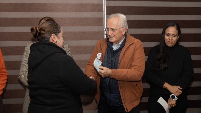 Entregan créditos del Programa de Proyectos Productivos y Economía Solidaria