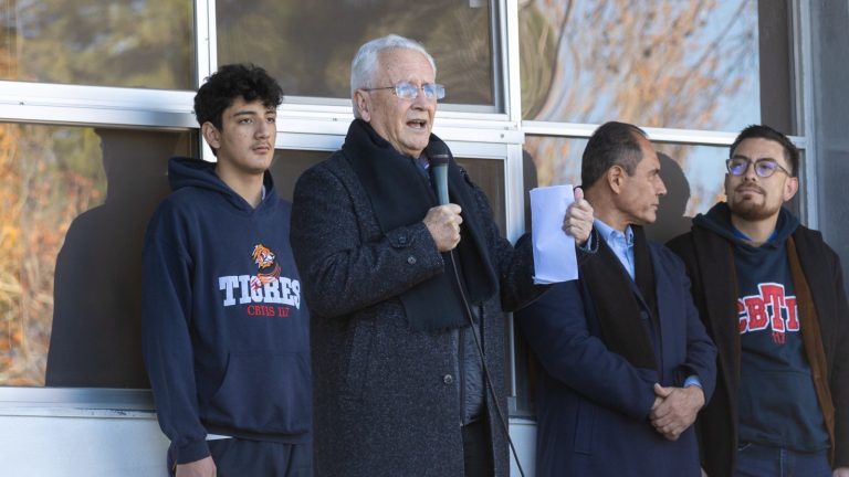 Municipio de Cuauhtémoc invierte $200 mil pesos en la remodelación de los baños del CBTis 117