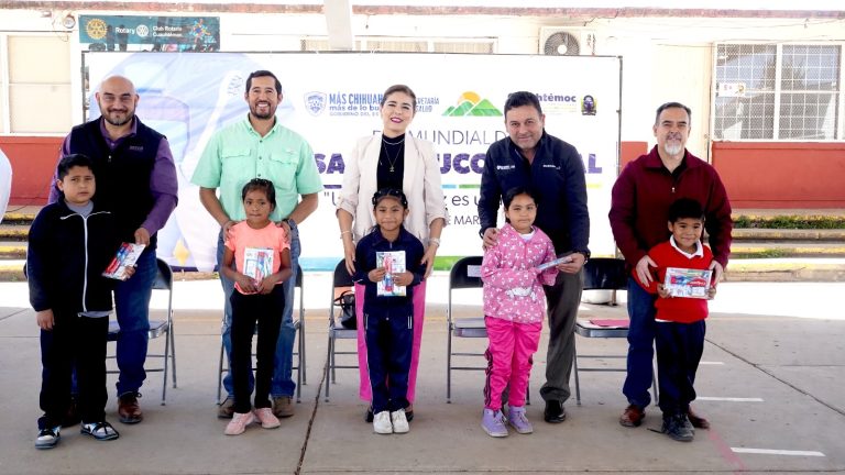 Atienden salud bucodental de alumnos de primaria en Cuauhtémoc