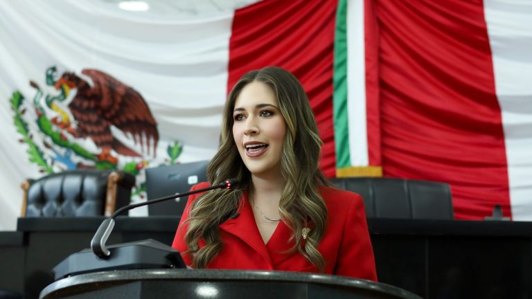 Va Alma Portillo contra cobros injustos de la Junta de Agua