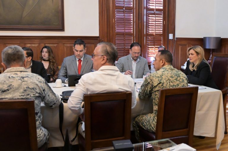 Maru Campos encabeza Mesa Estatal de Seguridad en Palacio de Gobierno